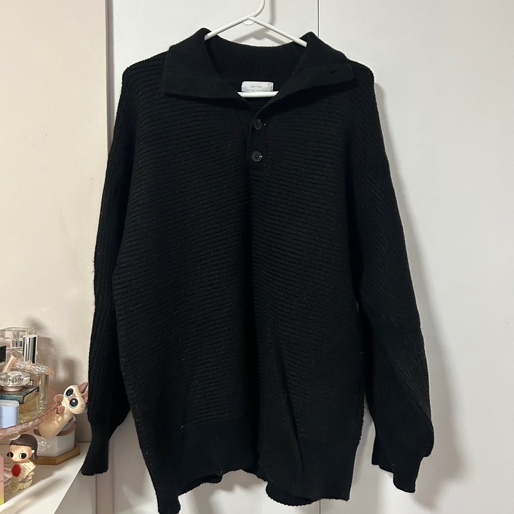 Oak and fort sweater